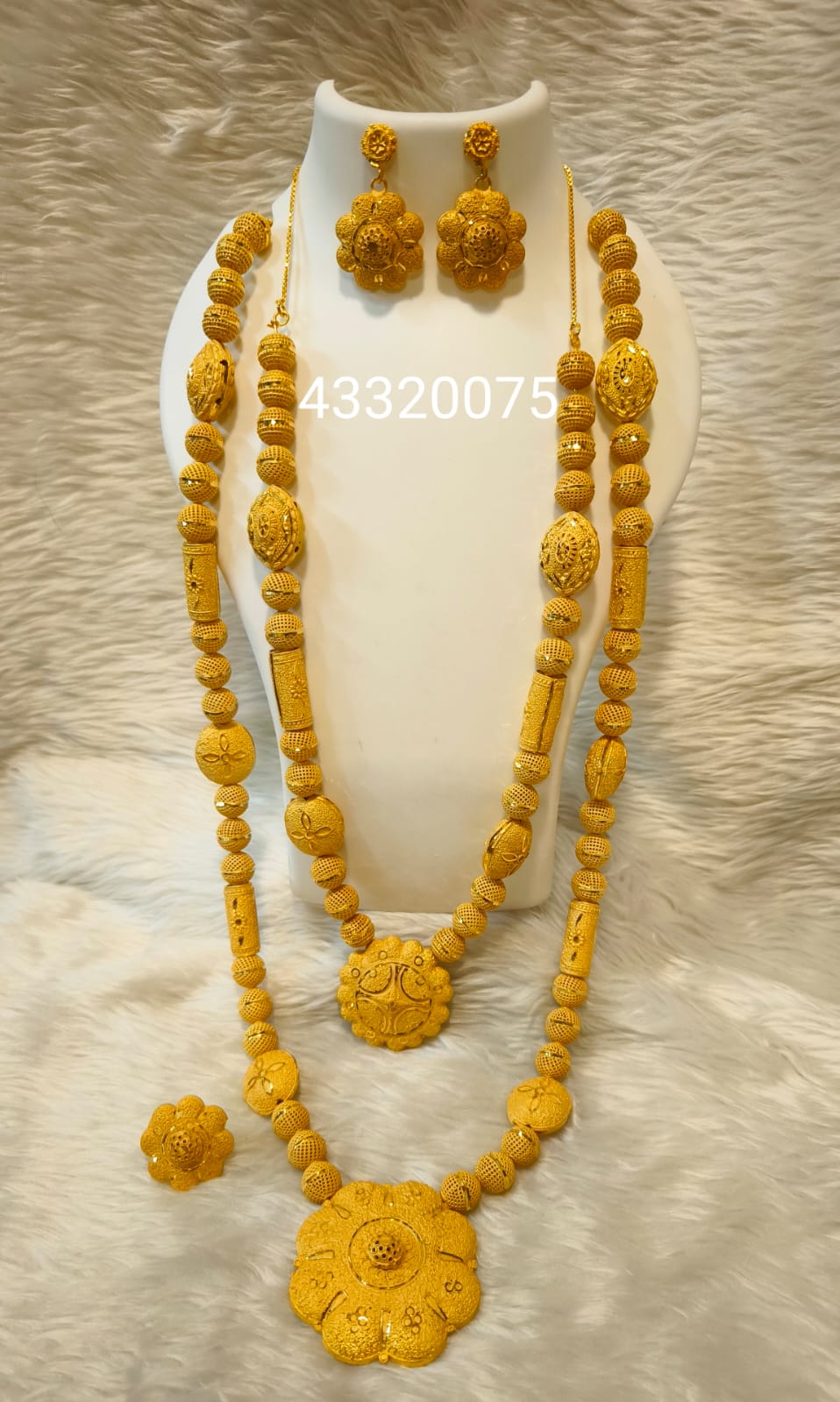 Collar 0637