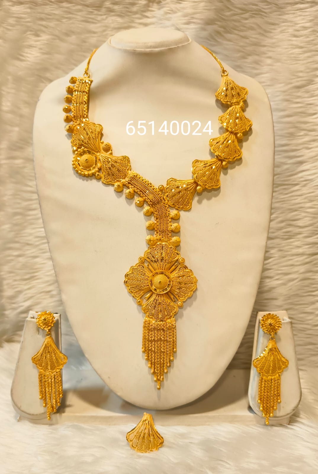 Necklace 0272