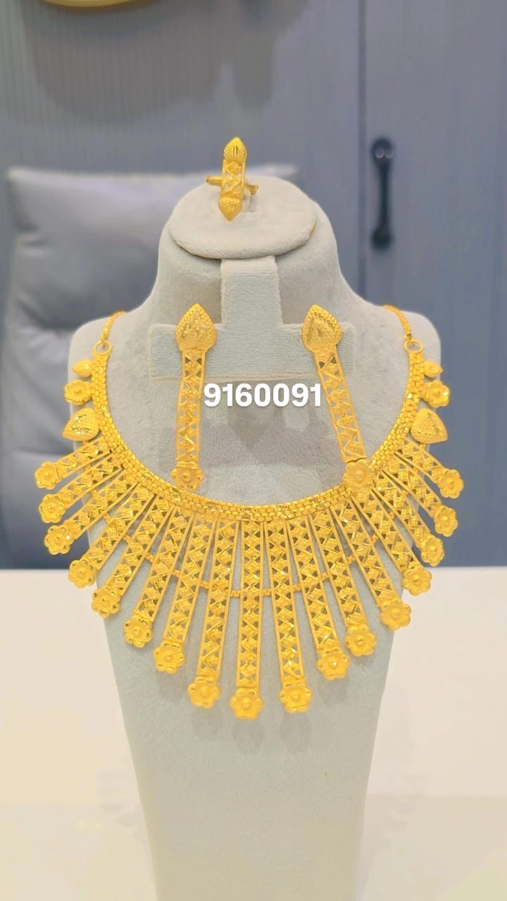 Necklace 0698
