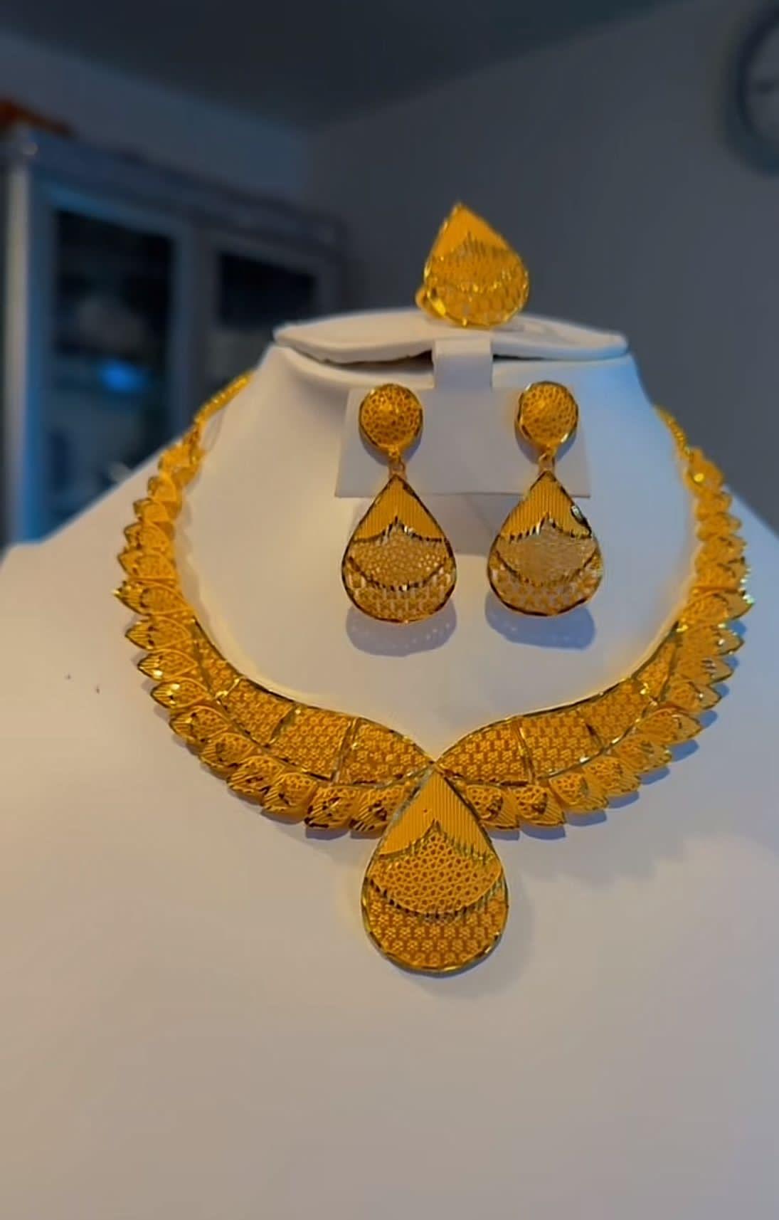 Collier 0275