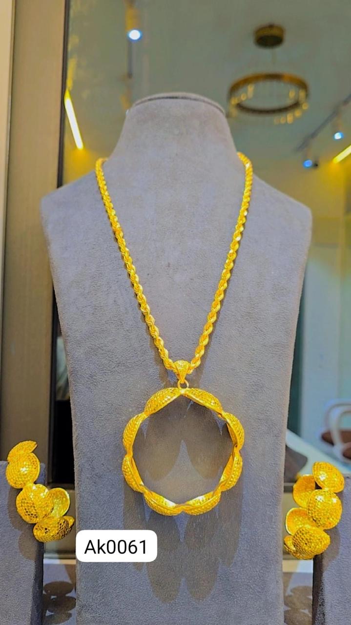 Necklace 0777
