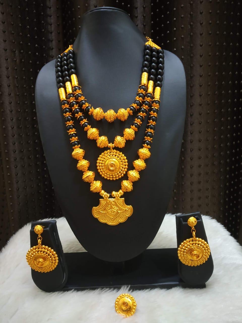 Ngalam Necklace 0012