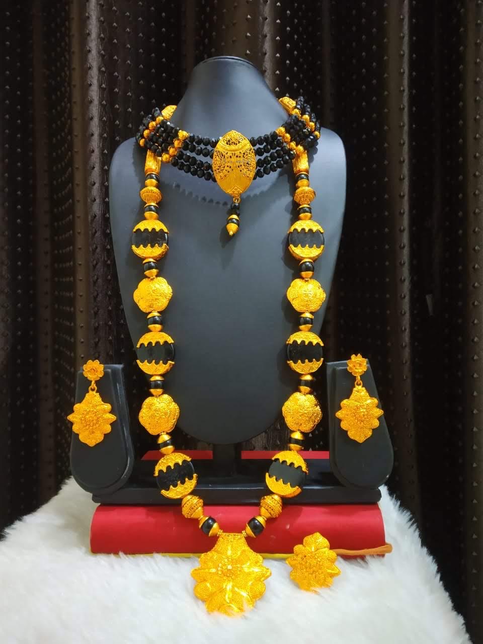 Ngalam Necklace 0019