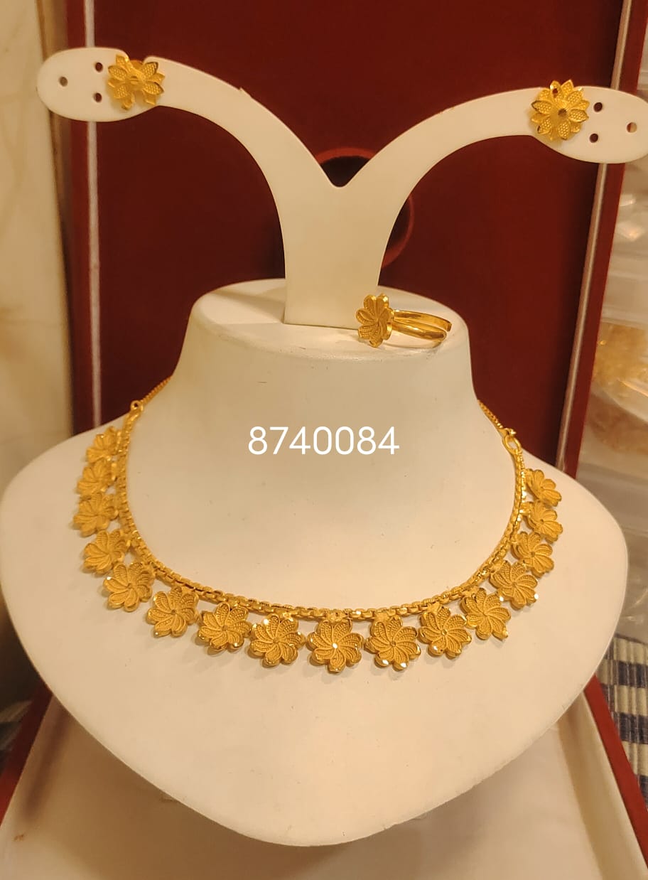 Necklace 0047