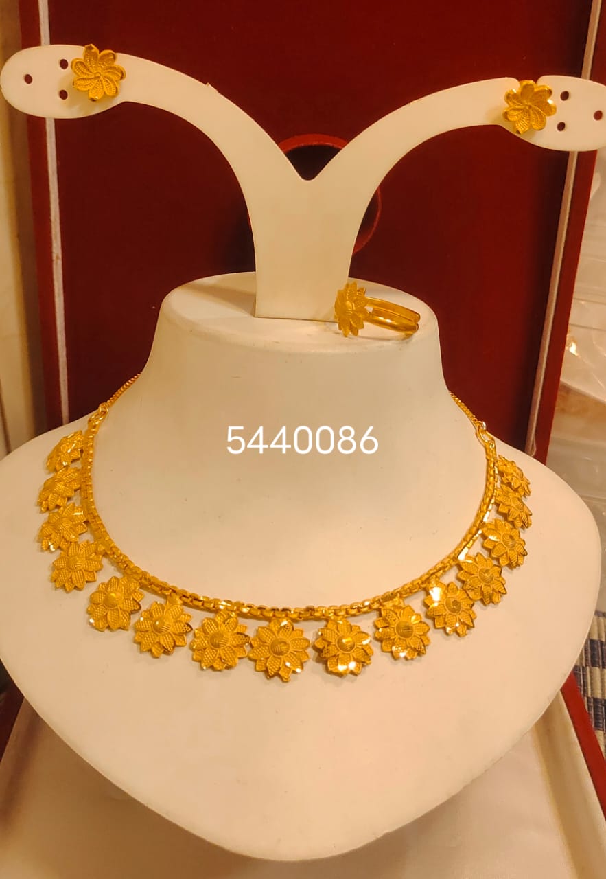 Collier 0024