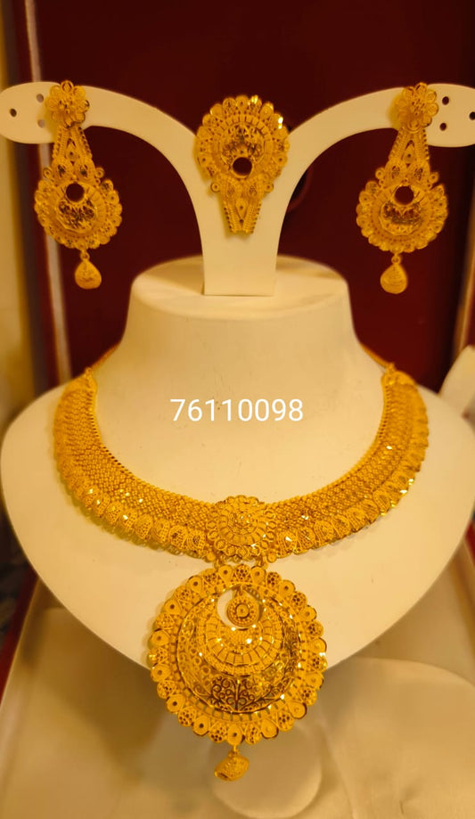 Necklace 0079