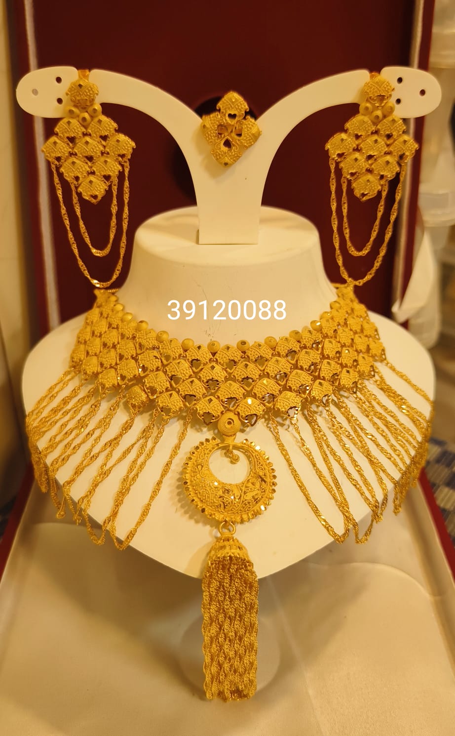 Necklace 0084