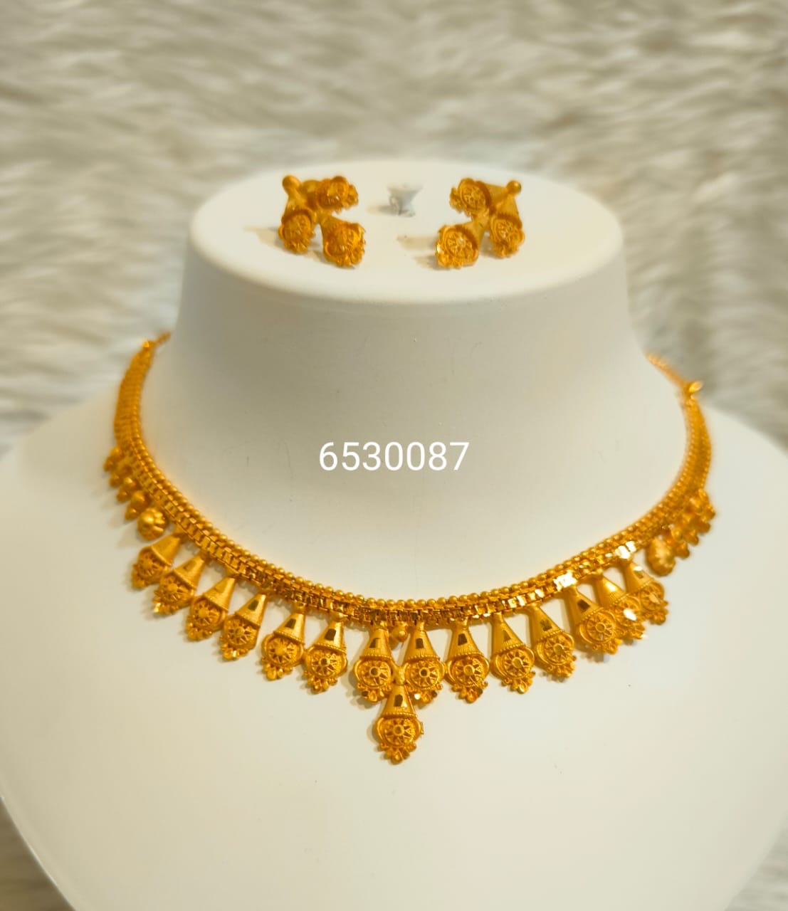 Collar 0128