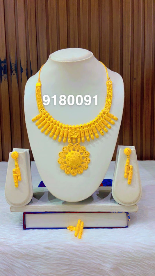 Collier 0182