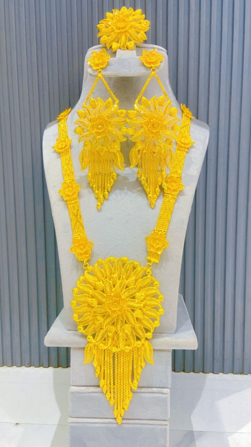 Collar 0284