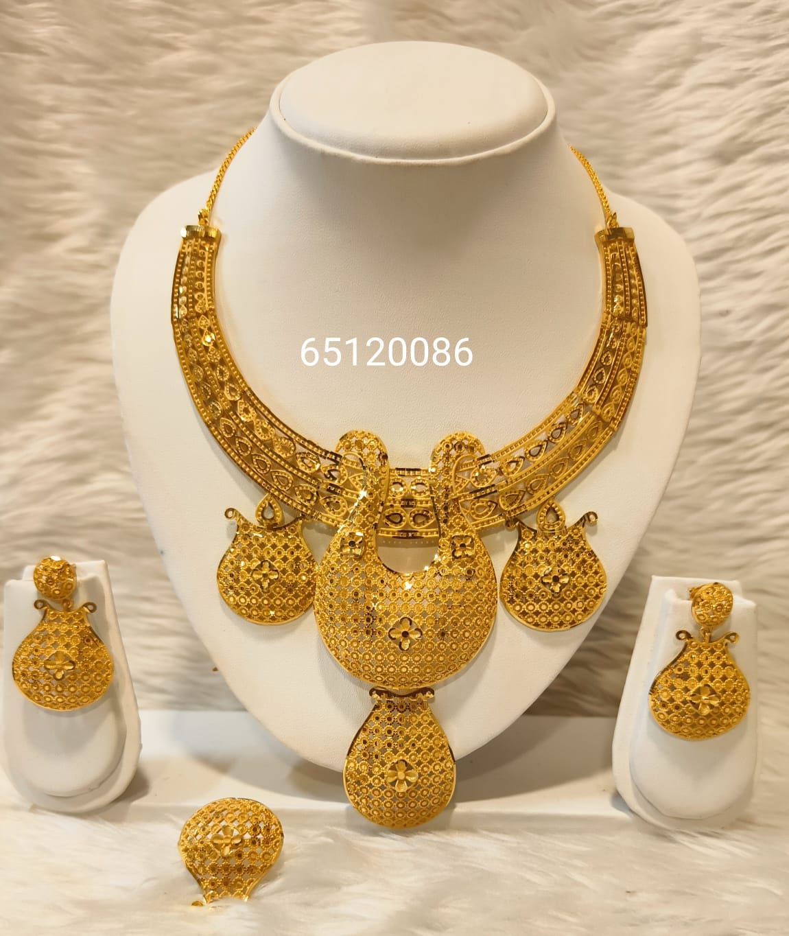Necklace 0373