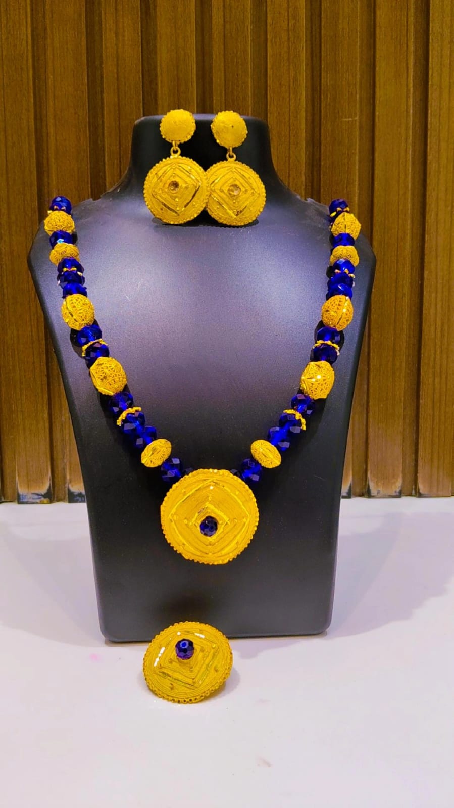 Collier 0564