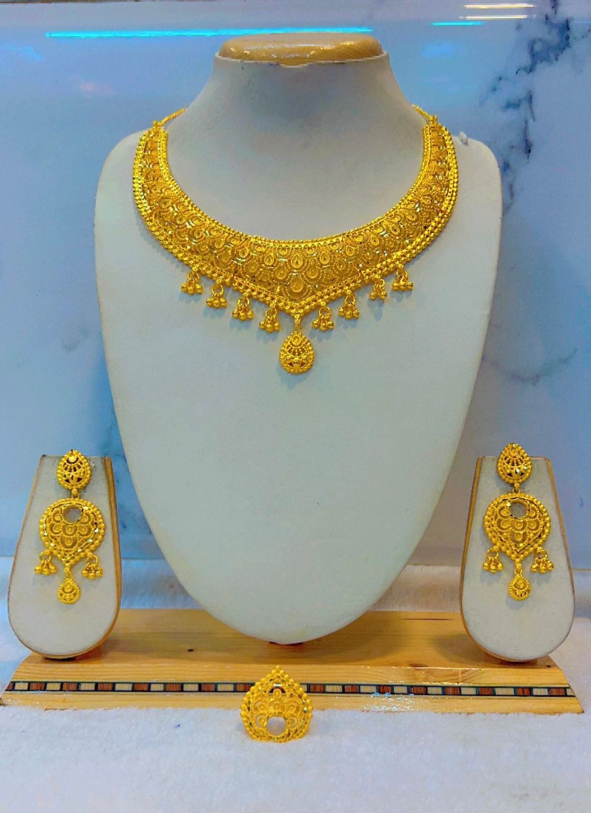 Collier 0532