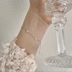 Collier trèfle à quatre feuilles plaqué or 18 carats pour femme – Acier inoxydable avec détails en zircone | Cadeau bijou de luxe