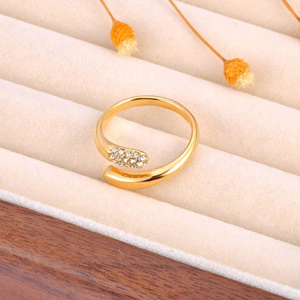 Bague JeeMango en acier inoxydable à double cercle pour femme – Plaqué or 18 carats, étanche, bijou tendance