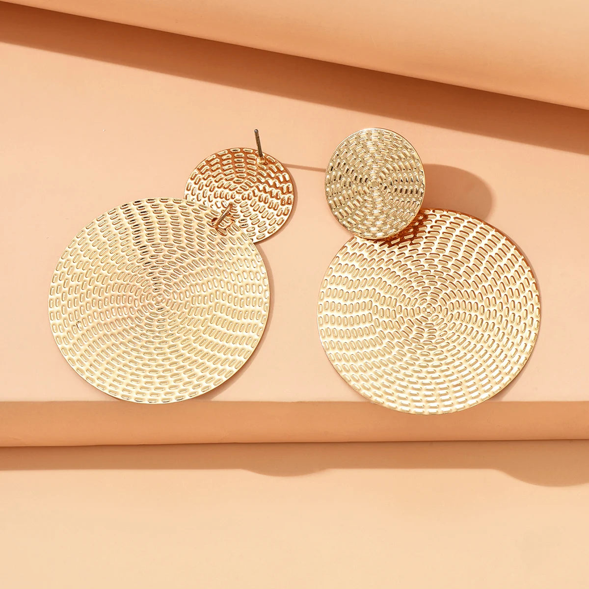 Boucles d'oreilles pendantes rondes géométriques bohèmes pour femme – Boucles d'oreilles tendance en métal pour mariage, soirée et style quotidien
