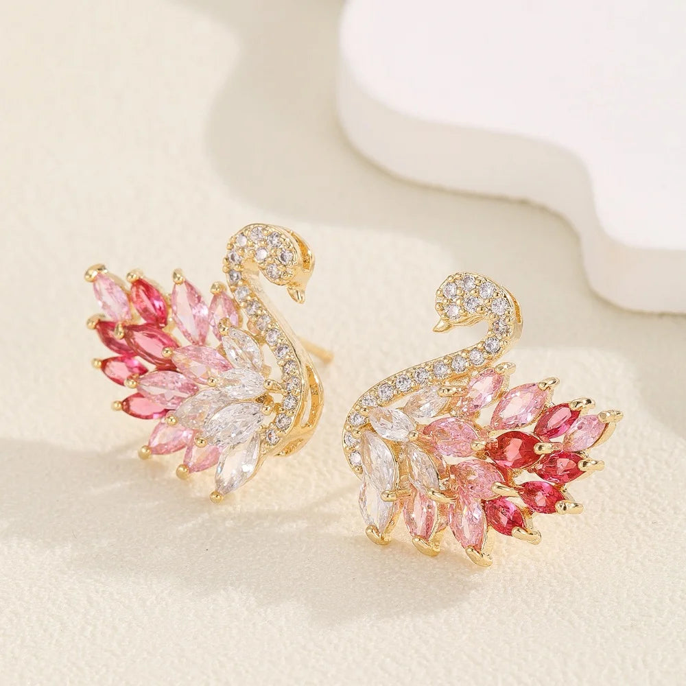 Boucles d'oreilles cygne en zircon pour femme – Boucles d'oreilles longues cygne en cuivre plaqué or serties de micro-pavés de zirconiums cubiques | Bijoux élégants style déesse