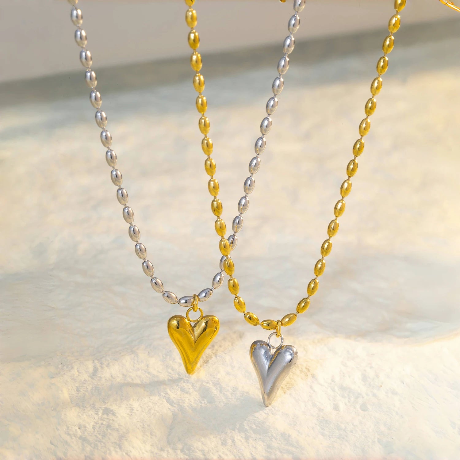 Collier pendentif cœur plaqué or 18 carats – Chaîne à billes en acier inoxydable, bijou délicat et romantique pour femme
