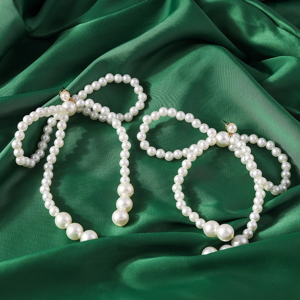 Collier ras du cou classique en perles d'imitation pour femme – Élégant collier de perles pour mariée et mariage