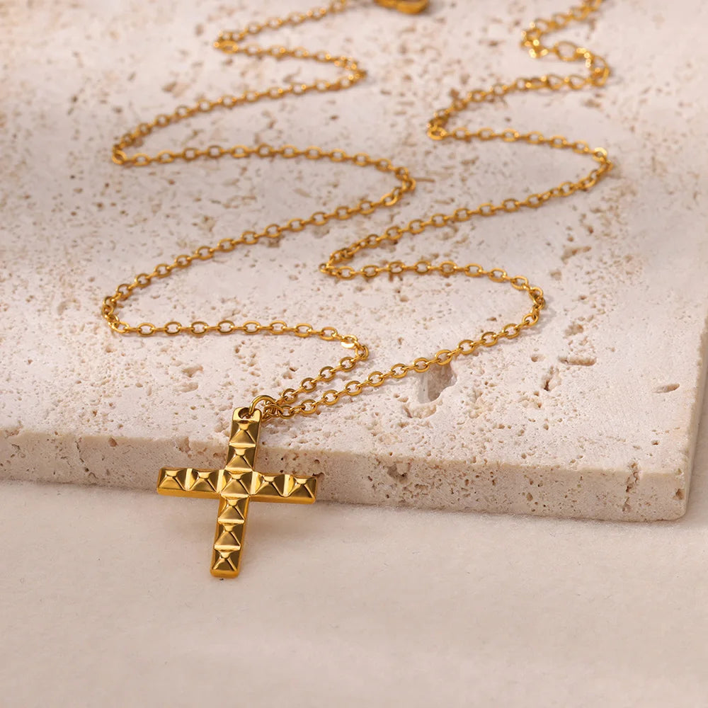 Sunflower Pendant Geometric Necklace – Stainless Steel Clavicle Chain for Women