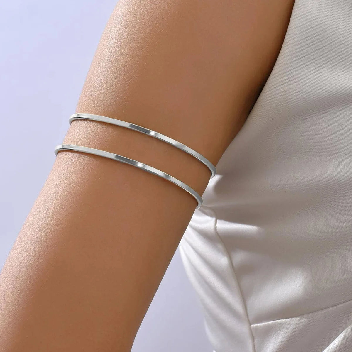 Trendy Geometric Twisted Upper Arm Cuff Bracelet – Adjustable Water Drop Bangle for Women