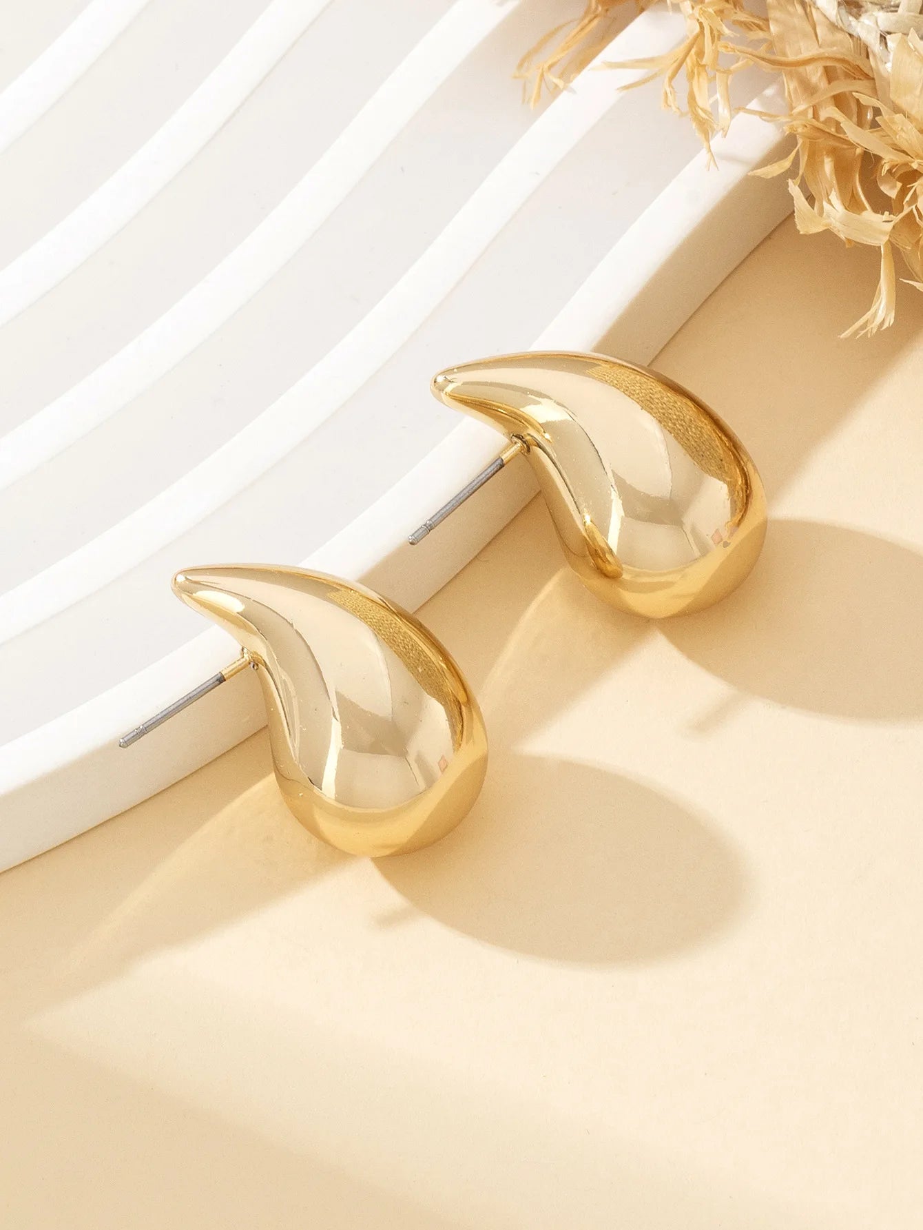 Vintage Chunky Dome Teardrop Earrings – Gold Stainless Steel Statement Earrings for Women