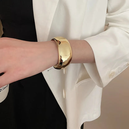 Irregular Geometric Twisted Cuff Bangle – Vintage Statement Bracelet for Women