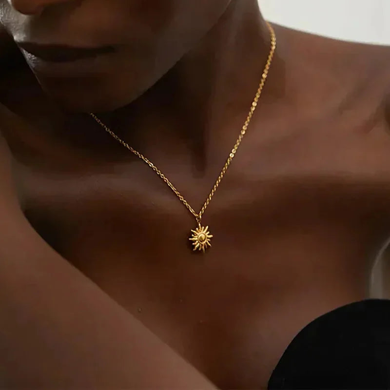 Sunflower Pendant Geometric Necklace – Stainless Steel Clavicle Chain for Women