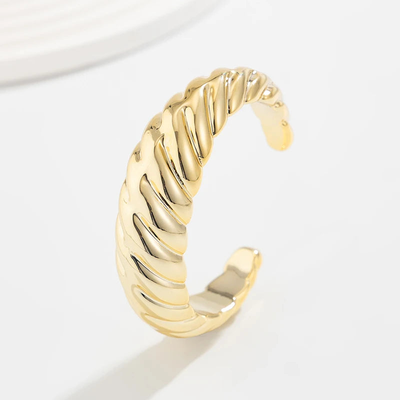 Bracelet jonc géométrique irrégulier pour femme – Bracelet tendance et audacieux, bijou manchette ouvert à la mode