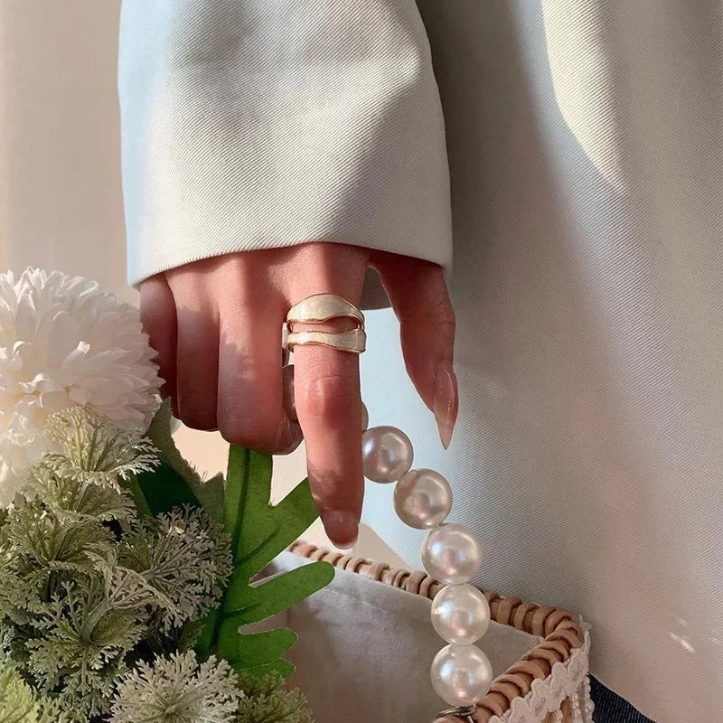 Vintage White Enamel Geometric Adjustable Ring – Irregular Open Shape Cocktail Ring for Women