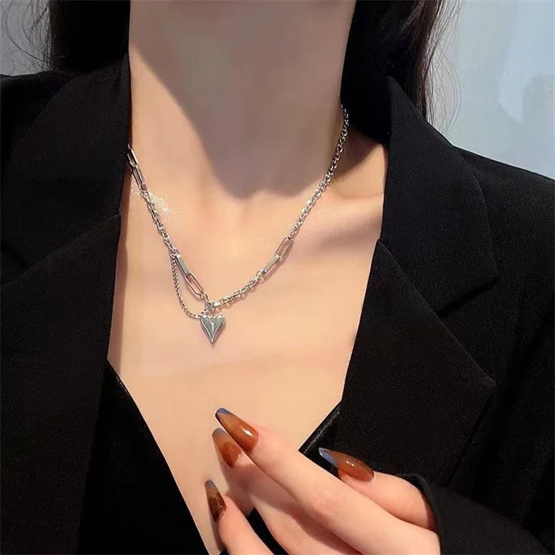 Collier pendentif cœur créatif – Chaîne de clavicule ajustable pour femmes et filles