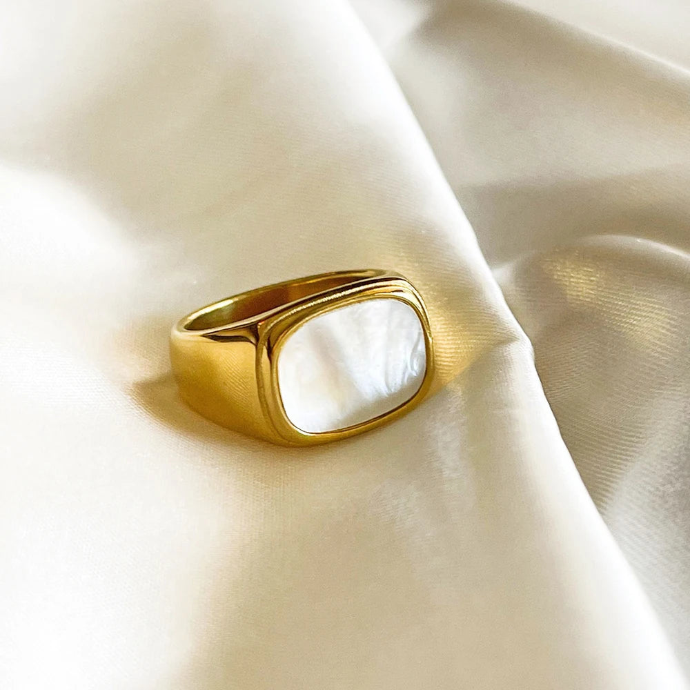 Bague tendance en acier inoxydable 316L – Alliance durable et résistante à la lumière pour femme