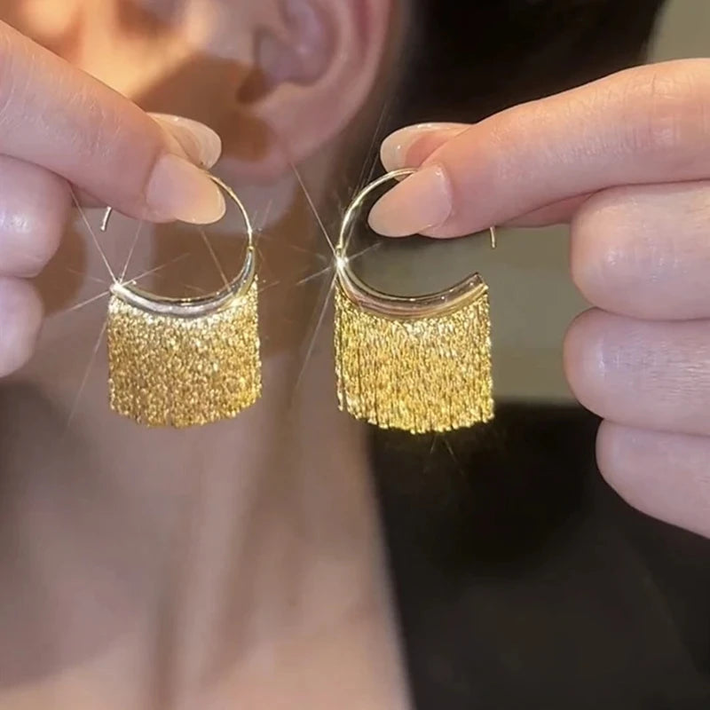 Boucles d'oreilles longues à pampilles de luxe exagérées – Bijoux tendance à chaîne géométrique en or