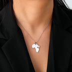 Collar con colgante de mapa africano de moda para mujer – Collar geométrico de acero inoxidable con la bandera de África, color oro, oro rosa o acero