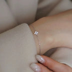 Collier trèfle à quatre feuilles plaqué or 18 carats pour femme – Acier inoxydable avec détails en zircone | Cadeau bijou de luxe