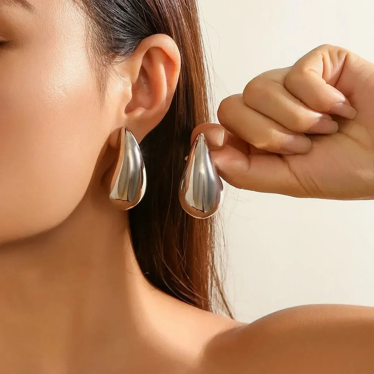 Vintage Chunky Dome Teardrop Earrings – 925 Sterling Silver with 18K Gold Plating