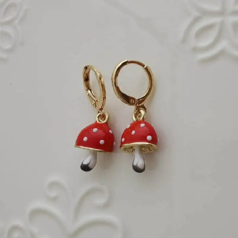 Boucles d'oreilles créoles dorées à motif marguerite et tournesol – Créoles délicates pour femme, bijoux de tous les jours et cadeaux
