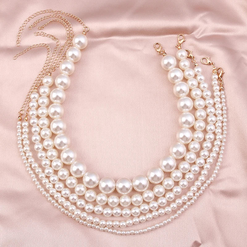 Collier ras du cou classique en perles d'imitation pour femme – Élégant collier de perles pour mariée et mariage