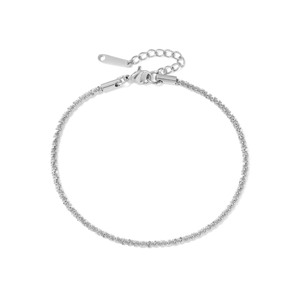 Bracelet de cheville ajustable en acier inoxydable plaqué or pour femme – Bracelet de cheville classique étanche à chaîne 20+3 cm | ELARIAH