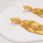 Boucles d'oreilles pendantes élégantes en forme de feuille pour femme – Acier inoxydable plaqué or 18 carats, hypoallergénique