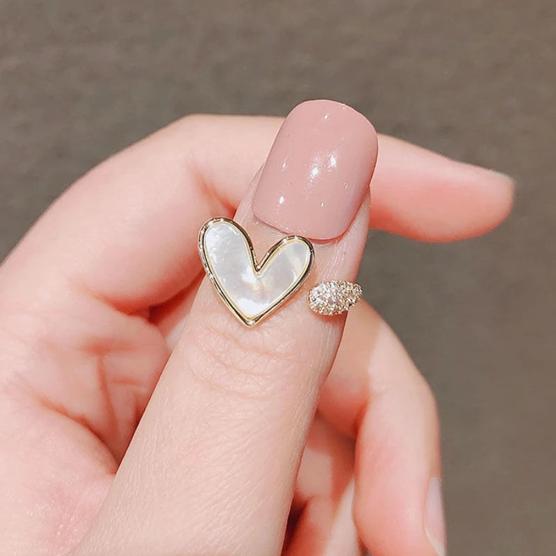 Bague Elariah ajustable en forme de cœur pour femme – Bague cocktail papillon vintage en zircon et perle | Bijou romantique pour mariage et soirée