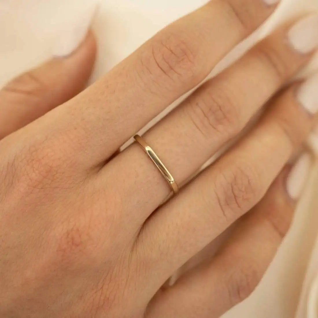 Bague tendance en acier inoxydable 316L – Alliance durable et résistante à la lumière pour femme