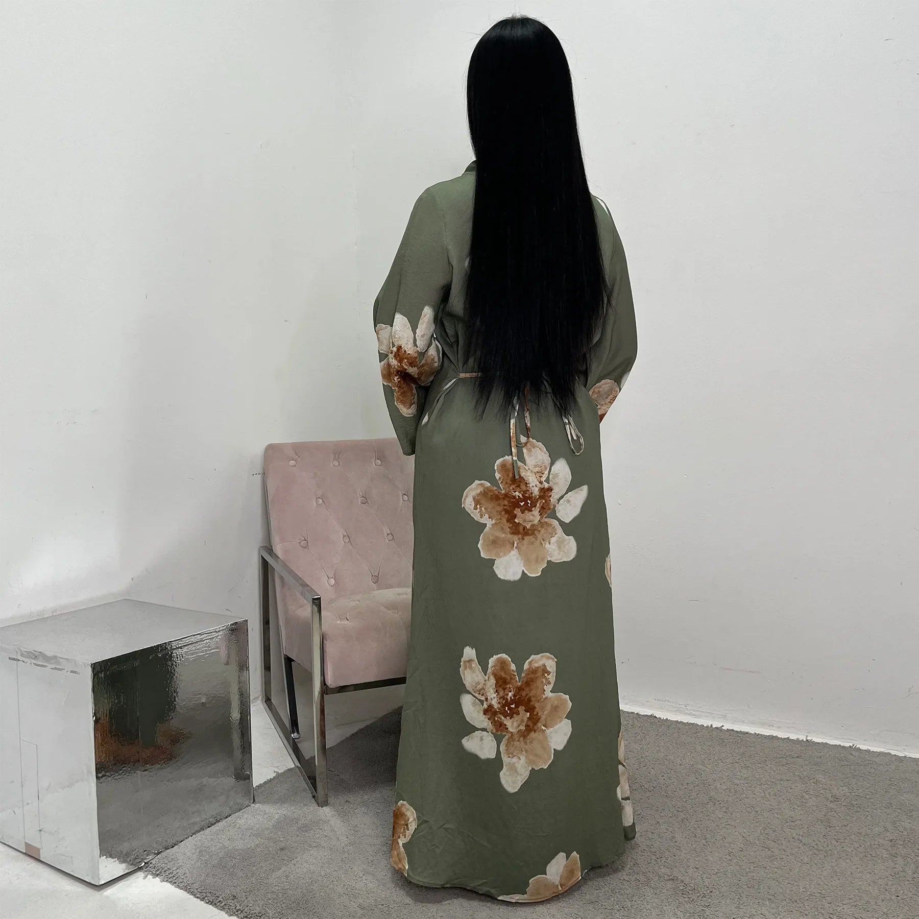 Elariah Arabesque Floral Bell Sleeve Abaya Dress – Elegant Modest Maxi Kaftan for Eid, Ramadan & Occasion Wear