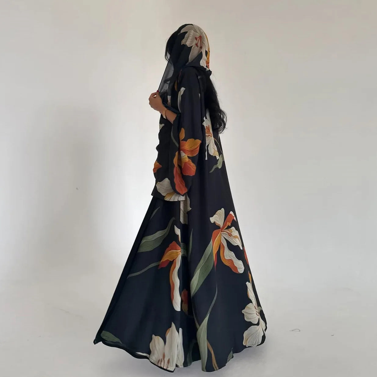 Abaya Elariah Femme Ouverte à Imprimé Floral avec Voile Assorti – Cardigan Maxi Modeste Kaftan, Polyester Noir