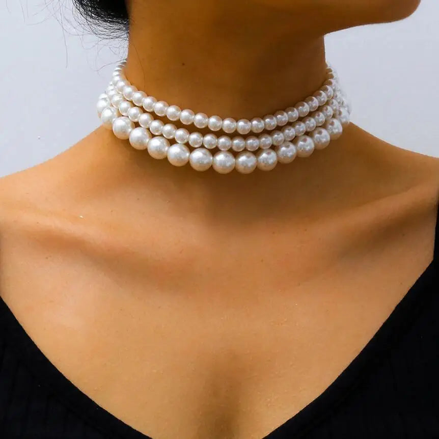 Collier ras du cou classique en perles d'imitation pour femme – Élégant collier de perles pour mariée et mariage
