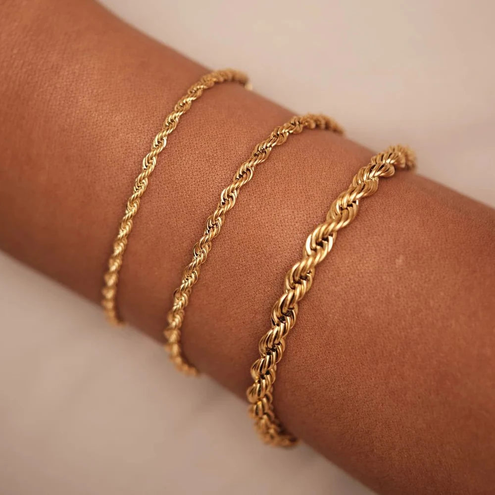 Bracelet à chaîne torsadée pour femme – Bracelet minimaliste en acier inoxydable doré ou argenté (2 mm / 3 mm / 4 mm / 5 mm)