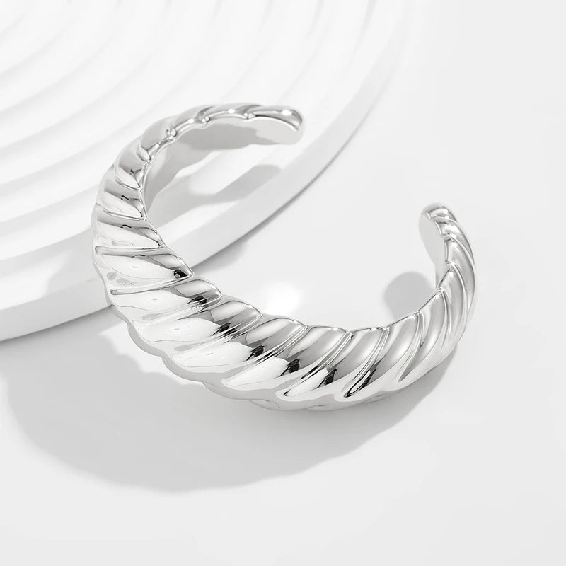 Bracelet jonc géométrique irrégulier pour femme – Bracelet tendance et audacieux, bijou manchette ouvert à la mode