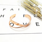 Pulsera Mobius de acero inoxidable chapada en oro: brazalete ajustable de lujo para mujer