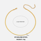 Gargantilla clásica de cadena plana de serpiente: diseño de espiga de acero inoxidable en oro y plata.