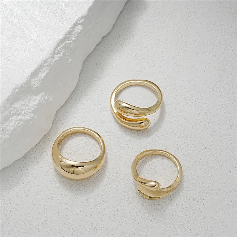 Juego de 3 anillos abiertos geométricos chapados en oro: anillos gruesos, irregulares y modernos para mujer.